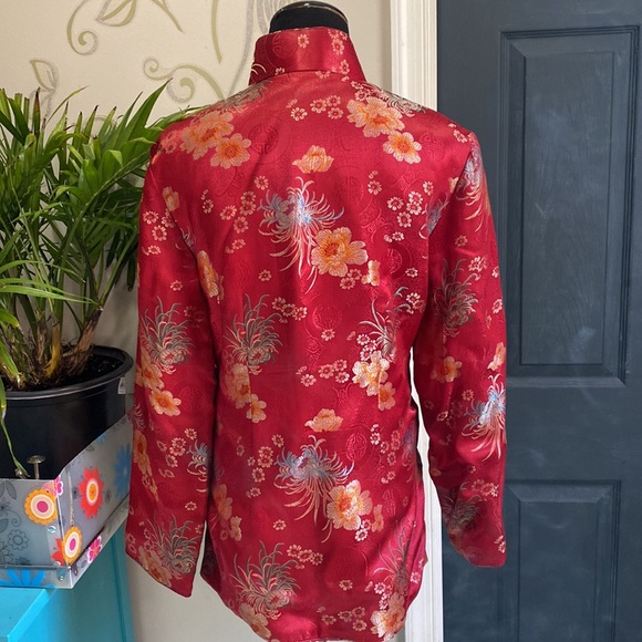 Gracefully beautiful brocade Mandarin-style jacket - Picture 4 of 6